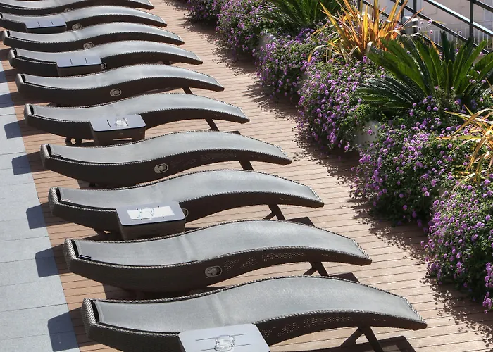 Best Western Premier Le Patio des Artistes Wellness Jacuzzi